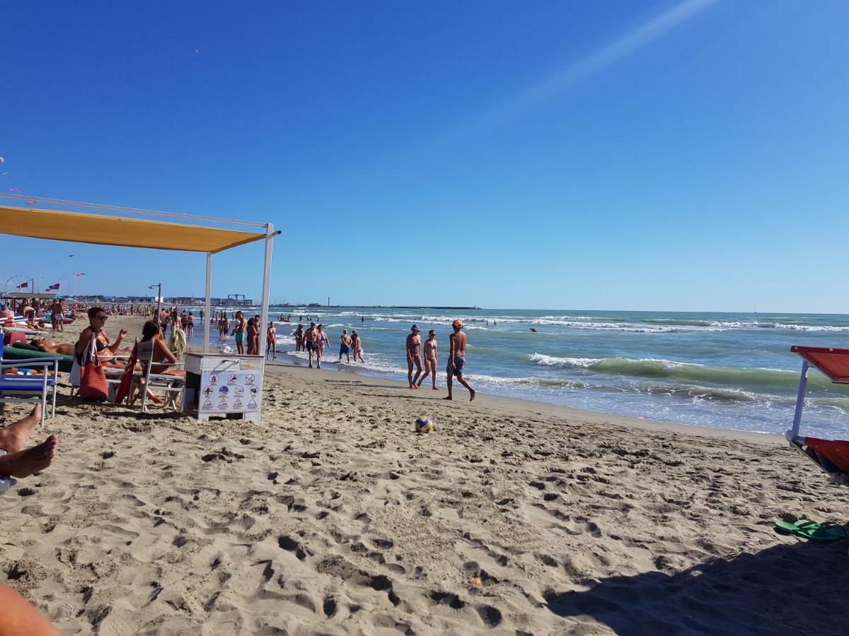 Apartamento Rodeo Drive Viareggio Exterior foto